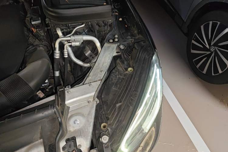 Used Mercedes-Benz GLC 2020 Facelift GLC 300 L 4MATIC Dynamic Edition Engine Bay Left