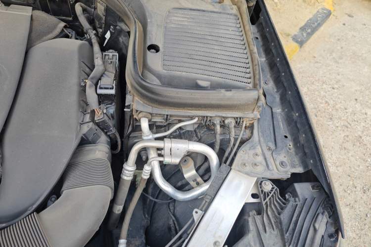 Used Mercedes-Benz GLC 2020 Facelift GLC 260 L 4MATIC Luxury Edition Engine Bay Left