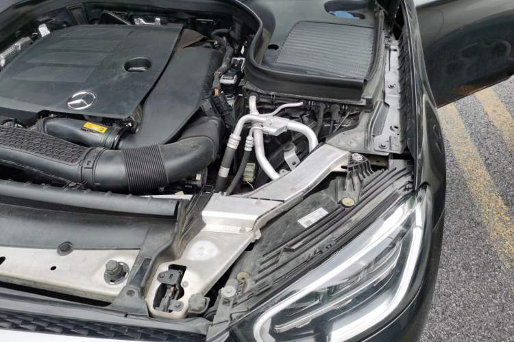 Used Mercedes-Benz GLC 2020 Facelift GLC 260 L 4MATIC Luxury Edition Engine Bay Left