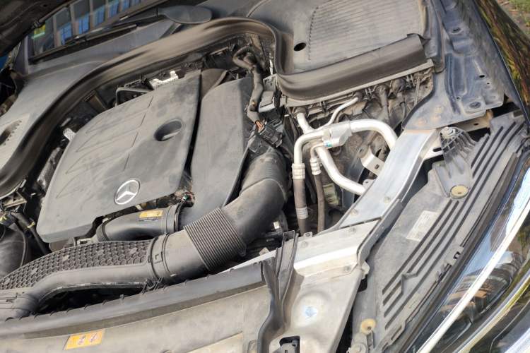 Used Mercedes-Benz GLC 2020 Facelift GLC 300 L 4MATIC Dynamic Edition Engine Bay Left