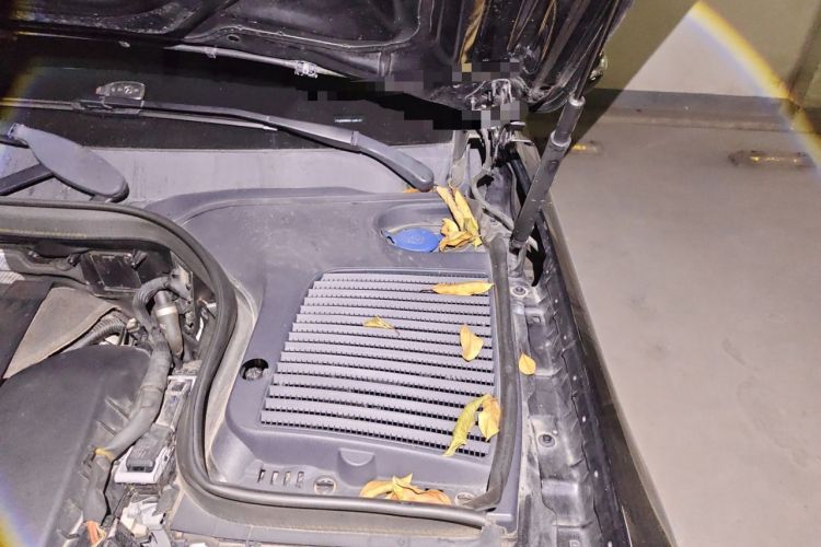 Used Mercedes-Benz GLC 2020 GLC 260 L 4MATIC Luxury Model Engine Bay Left