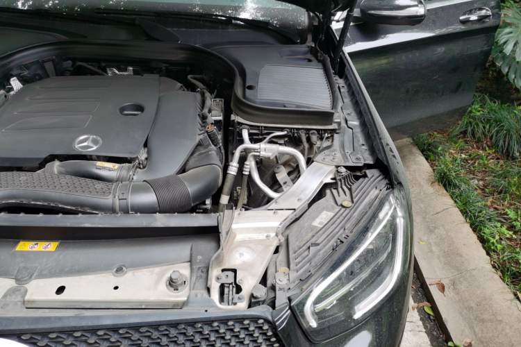 Used Mercedes-Benz GLC 2020 Facelift GLC 260 L 4MATIC Luxury Edition Engine Bay Left