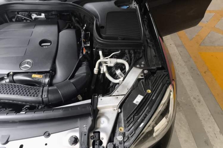 Used Mercedes-Benz GLC 2020 GLC 300 L 4MATIC Luxury Model Engine Bay Left