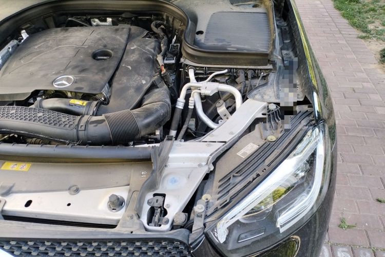 Used Mercedes-Benz GLC 2020 GLC 300 L 4MATIC Luxury Model Engine Bay Left
