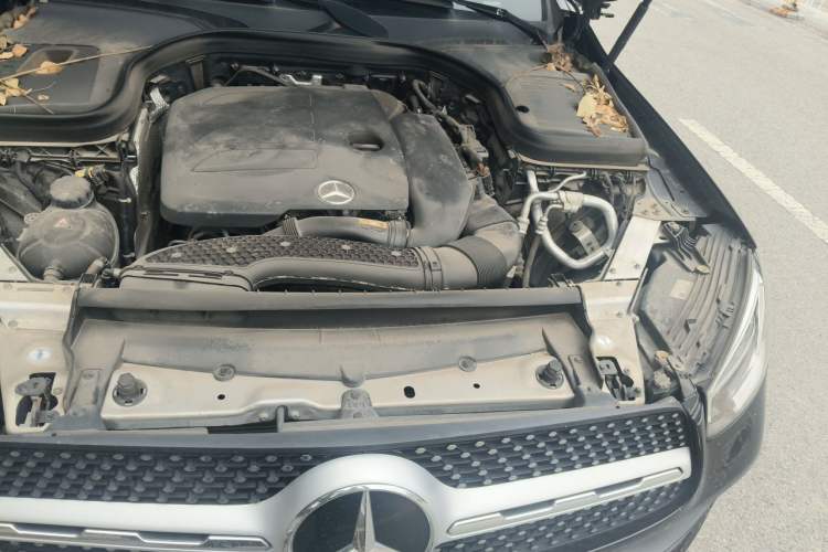 Used Mercedes-Benz GLC 2020 Facelift GLC 260 L 4MATIC Luxury Edition Engine Bay Left