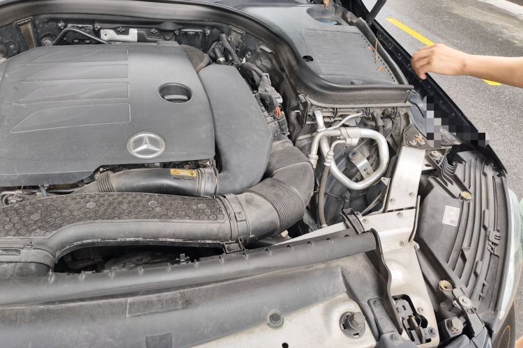 Used Mercedes-Benz GLC 2020 GLC 260 L 4MATIC Luxury Model Engine Bay Left