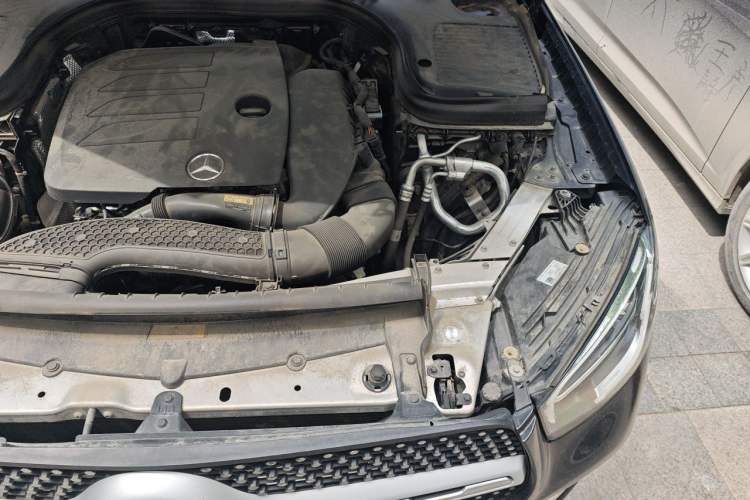 Used Mercedes-Benz GLC 2020 Facelift GLC 260 L 4MATIC Luxury Edition Engine Bay Left