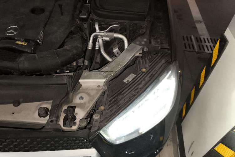 Used Mercedes-Benz GLC 2020 GLC 260 L 4MATIC Luxury Model Engine Bay Left