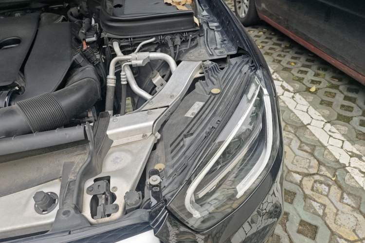 Used Mercedes-Benz GLC 2020 Facelifted GLC 260 L 4MATIC Dynamic Edition Engine Bay Left