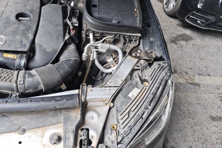 Used Mercedes-Benz GLC 2020 GLC 260 L 4MATIC Dynamic Model Engine Bay Left