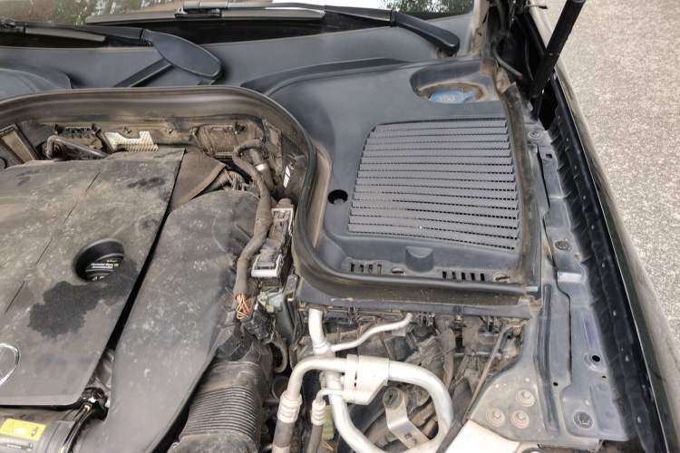 Used Mercedes-Benz GLC 2020 Facelift GLC 300 L 4MATIC Dynamic Edition Engine Bay Left