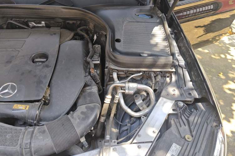 Used Mercedes-Benz GLC 2020 Facelifted GLC 260 L 4MATIC Dynamic Edition Engine Bay Left
