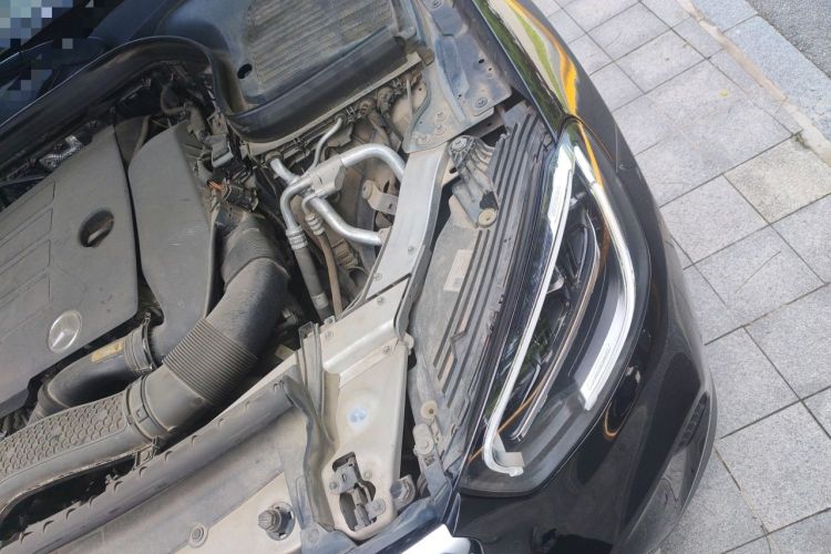 Used Mercedes-Benz GLC 2020 GLC 260 L 4MATIC Dynamic Model Engine Bay Left