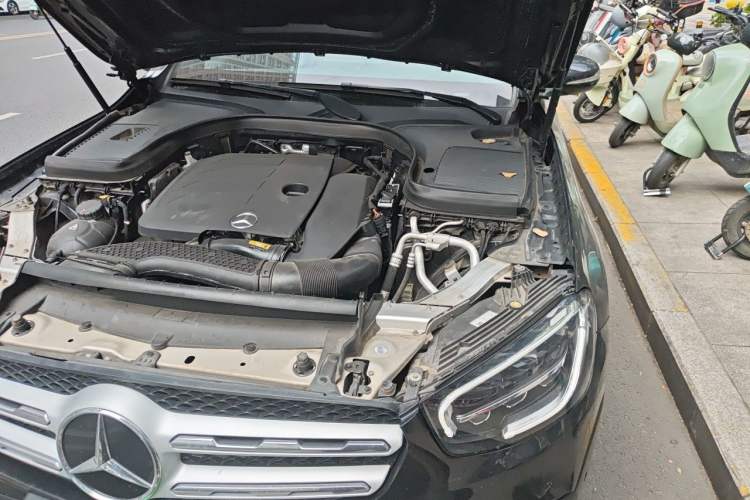 Used Mercedes-Benz GLC 2020 GLC 260 L 4MATIC Dynamic Model Engine Bay Left