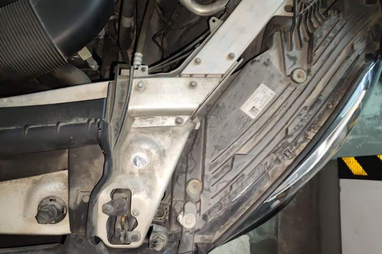 Used Mercedes-Benz GLC 2020 GLC 300 L 4MATIC Dynamic Edition Engine Bay Left