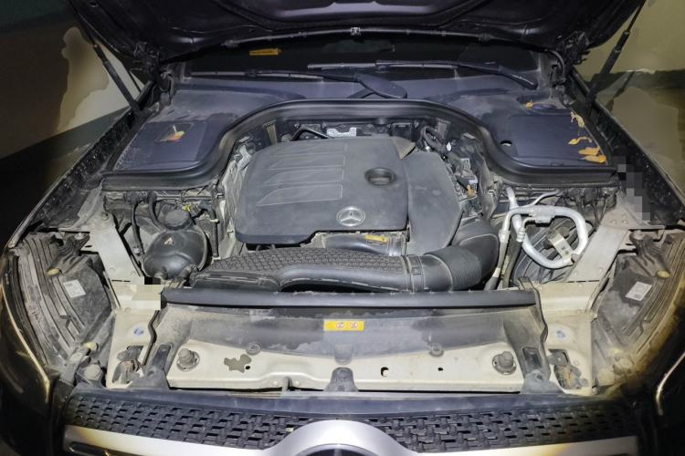 Used Mercedes-Benz GLC 2020 GLC 300 L 4MATIC Dynamic Edition Engine Bay
