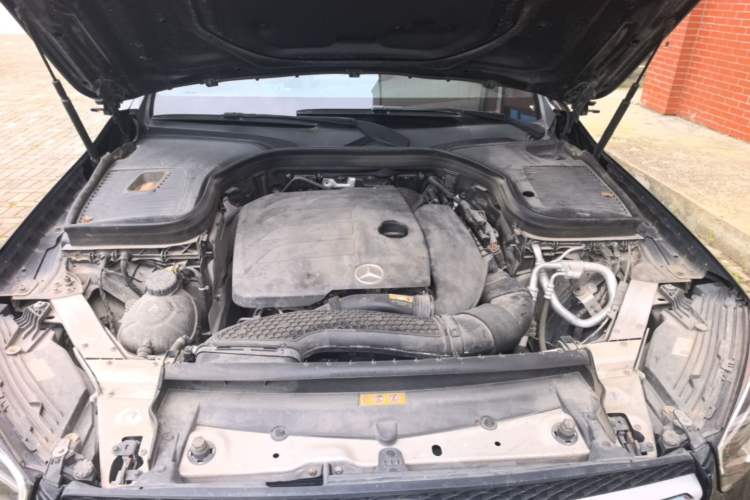 Used Mercedes-Benz GLC 2020 GLC 260 L 4MATIC Dynamic Model Engine Bay