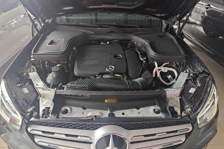 Used Mercedes-Benz GLC 2020 Facelift GLC 260 L 4MATIC Luxury Edition Engine Bay