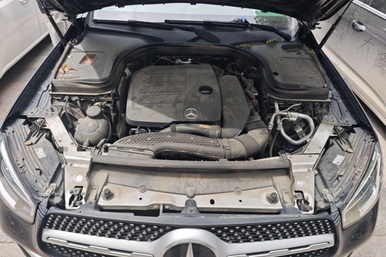 Used Mercedes-Benz GLC 2020 Facelift GLC 260 L 4MATIC Luxury Edition Engine Bay