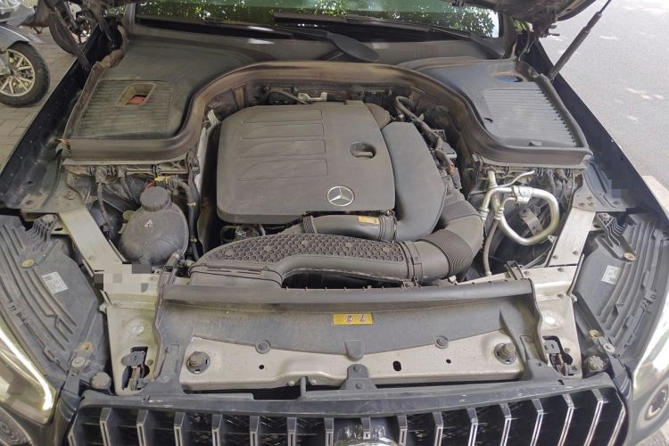 Used Mercedes-Benz GLC 2020 Facelift GLC 260 L 4MATIC Luxury Edition Engine Bay