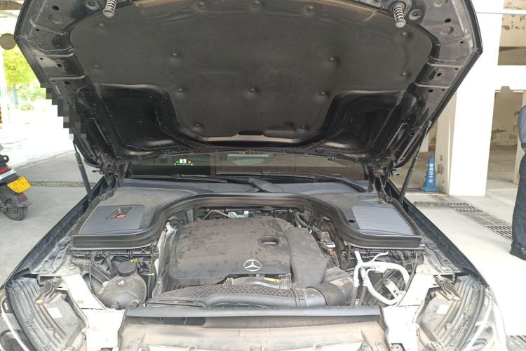 Used Mercedes-Benz GLC 2020 GLC 260 L 4MATIC Dynamic Model Engine Bay