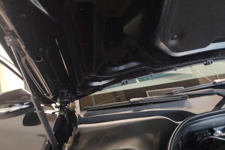 Used Mercedes-Benz GLC 2020 GLC 300 L 4MATIC Dynamic Edition Engine Bay Right
