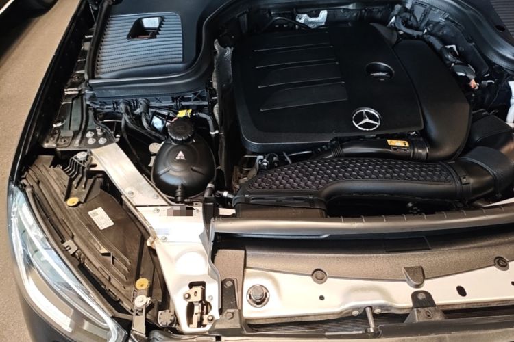Used Mercedes-Benz GLC 2020 GLC 260 L 4MATIC Luxury Model Engine Bay Right