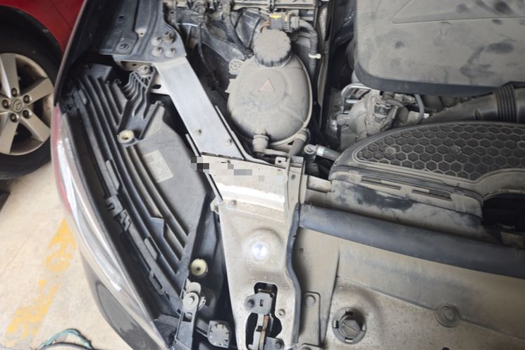 Used Mercedes-Benz GLC 2020 GLC 260 L 4MATIC Luxury Model Engine Bay Right