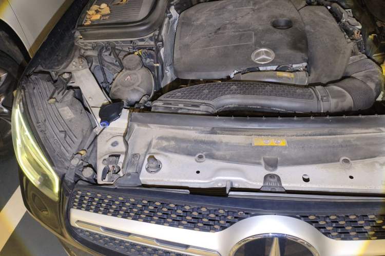 Used Mercedes-Benz GLC 2020 Facelift GLC 260 L 4MATIC Luxury Edition Engine Bay Right