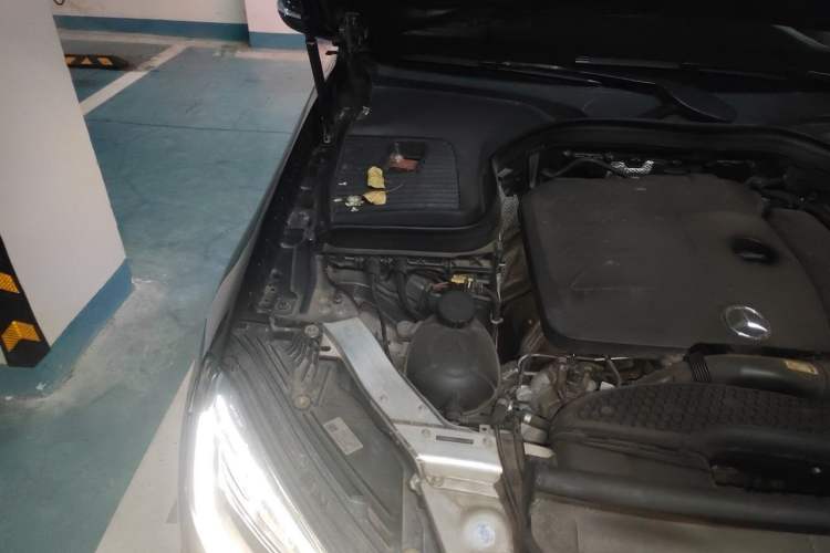 Used Mercedes-Benz GLC 2020 GLC 260 L 4MATIC Dynamic Model Engine Bay Right