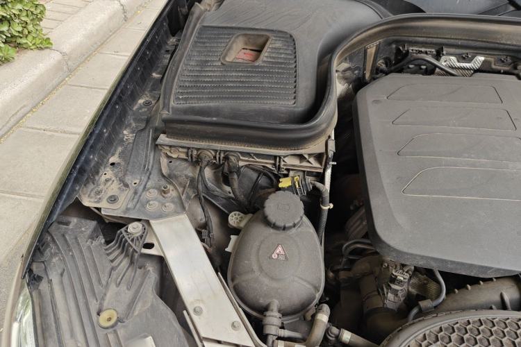 Used Mercedes-Benz GLC 2020 GLC 260 L 4MATIC Luxury Model Engine Bay Right