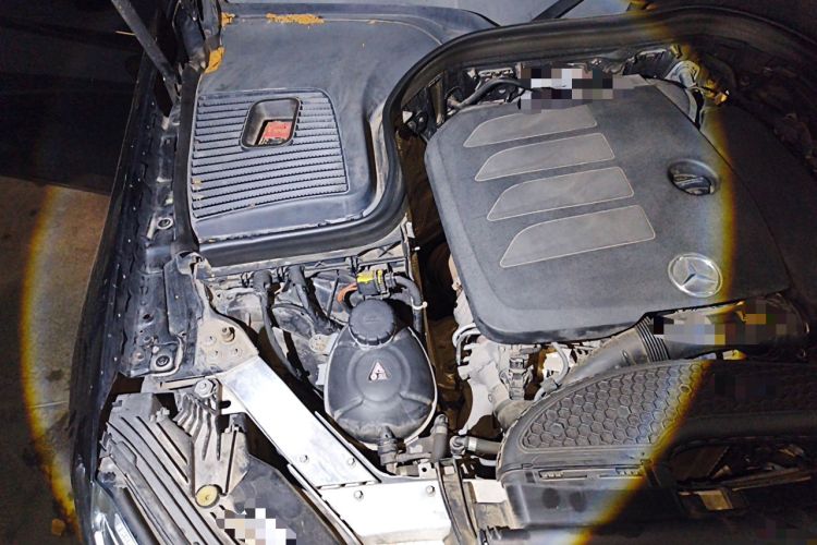 Used Mercedes-Benz GLC 2020 GLC 260 L 4MATIC Dynamic Model Engine Bay Right