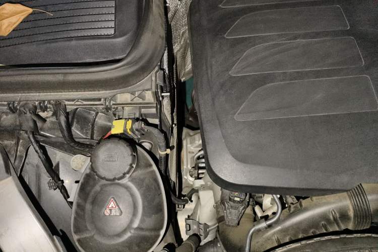 Used Mercedes-Benz GLC 2020 Facelift GLC 300 L 4MATIC Dynamic Edition Engine Bay Right