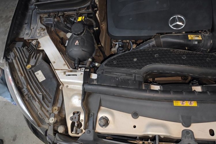 Used Mercedes-Benz GLC 2020 GLC 300 L 4MATIC Dynamic Edition Engine Bay Right