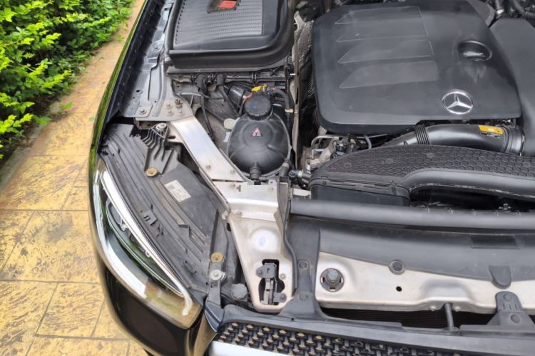 Used Mercedes-Benz GLC 2020 Facelift GLC 260 L 4MATIC Luxury Edition Engine Bay Right