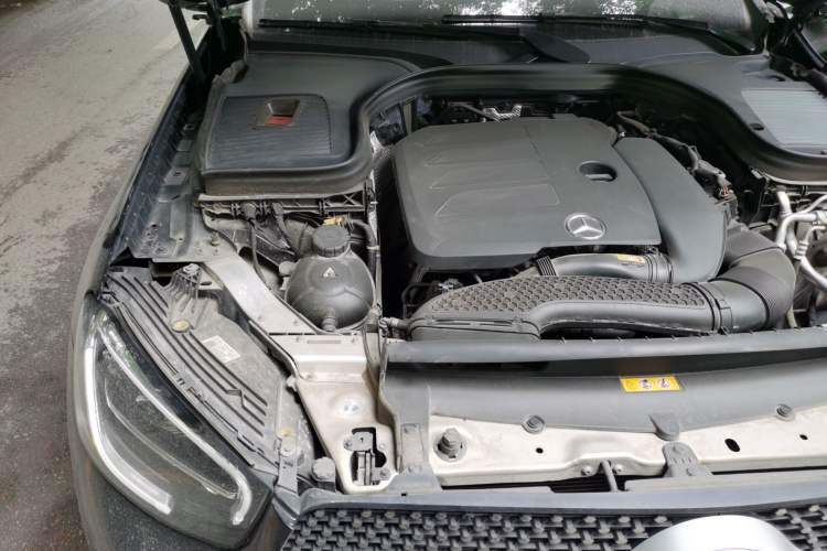 Used Mercedes-Benz GLC 2020 Facelift GLC 260 L 4MATIC Luxury Edition Engine Bay Right