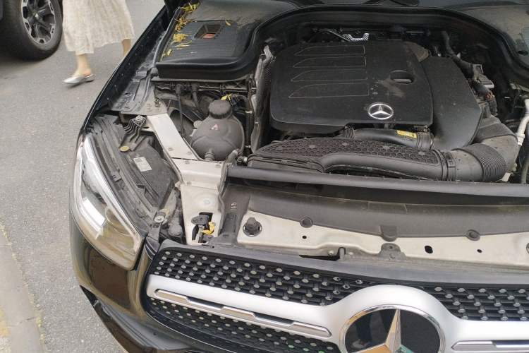 Used Mercedes-Benz GLC 2020 Facelifted GLC 300 L 4MATIC AMG-Line Engine Bay Right