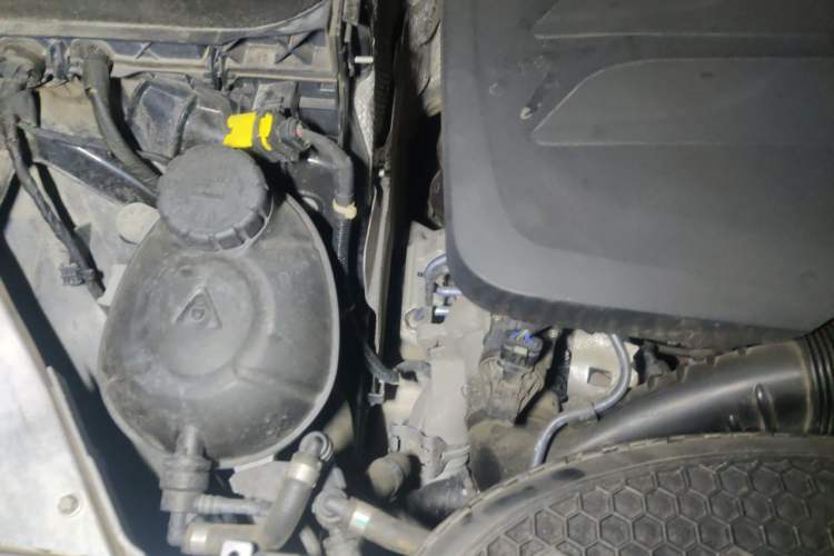 Used Mercedes-Benz GLC 2020 GLC 300 L 4MATIC Dynamic Edition Engine Bay Right
