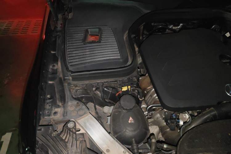 Used Mercedes-Benz GLC 2020 Facelift GLC 260 L 4MATIC Luxury Edition Engine Bay Right