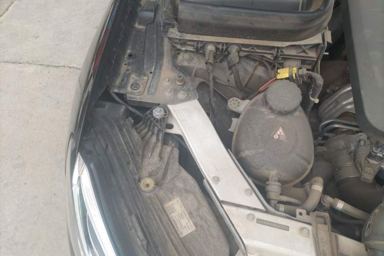 Used Mercedes-Benz GLC 2020 Facelifted GLC 260 L 4MATIC Dynamic Edition Engine Bay Right
