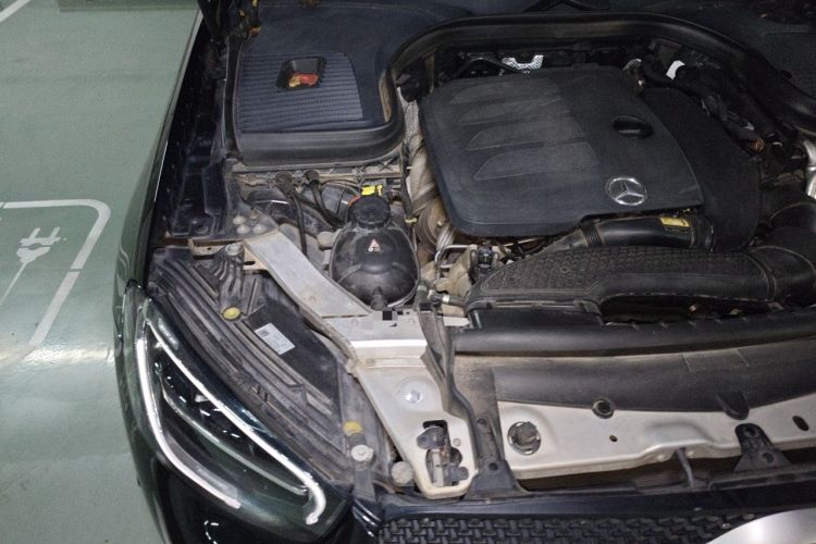Used Mercedes-Benz GLC 2020 Facelift GLC 260 L 4MATIC Luxury Edition Engine Bay Right