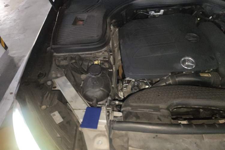 Used Mercedes-Benz GLC 2020 GLC 260 L 4MATIC Dynamic Model Engine Bay Right