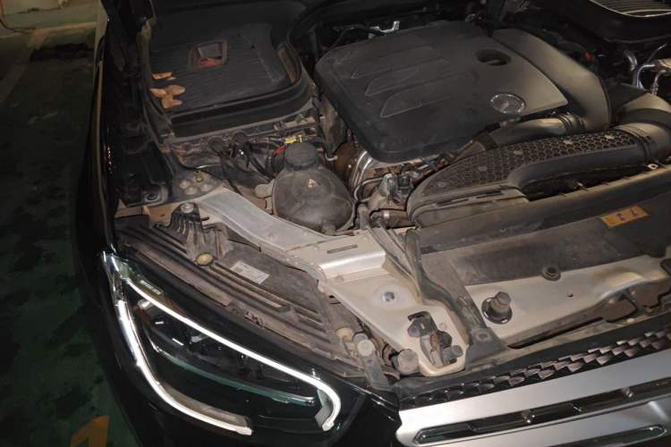 Used Mercedes-Benz GLC 2020 Facelift GLC 260 L 4MATIC Luxury Edition Engine Bay Right