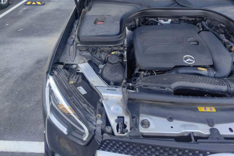Used Mercedes-Benz GLC 2020 Facelift GLC 260 L 4MATIC Luxury Edition Engine Bay Right
