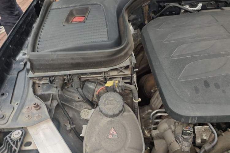 Used Mercedes-Benz GLC 2020 Facelifted GLC 260 L 4MATIC Dynamic Edition Engine Bay Right