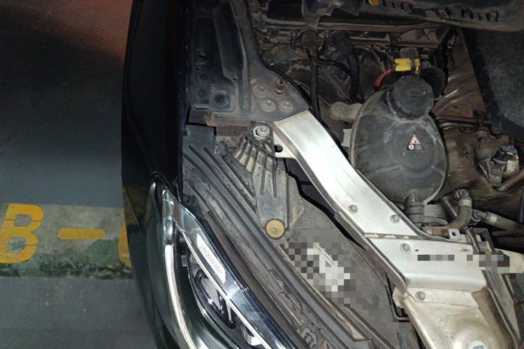 Used Mercedes-Benz GLC 2020 Facelifted GLC 260 L 4MATIC Dynamic Edition Engine Bay Right