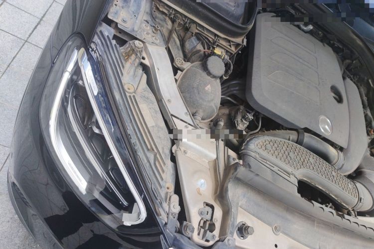 Used Mercedes-Benz GLC 2020 GLC 260 L 4MATIC Dynamic Model Engine Bay Right