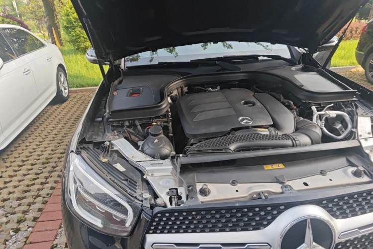 Used Mercedes-Benz GLC 2020 Facelift GLC 260 L 4MATIC Luxury Edition Engine Bay Right