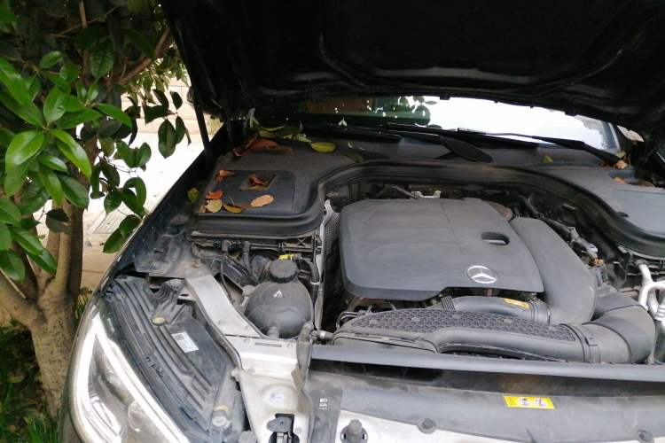 Used Mercedes-Benz GLC 2020 GLC 300 L 4MATIC Luxury Model Engine Bay Right