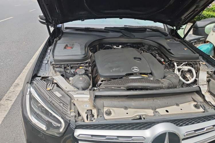 Used Mercedes-Benz GLC 2020 GLC 260 L 4MATIC Dynamic Model Engine Bay Right
